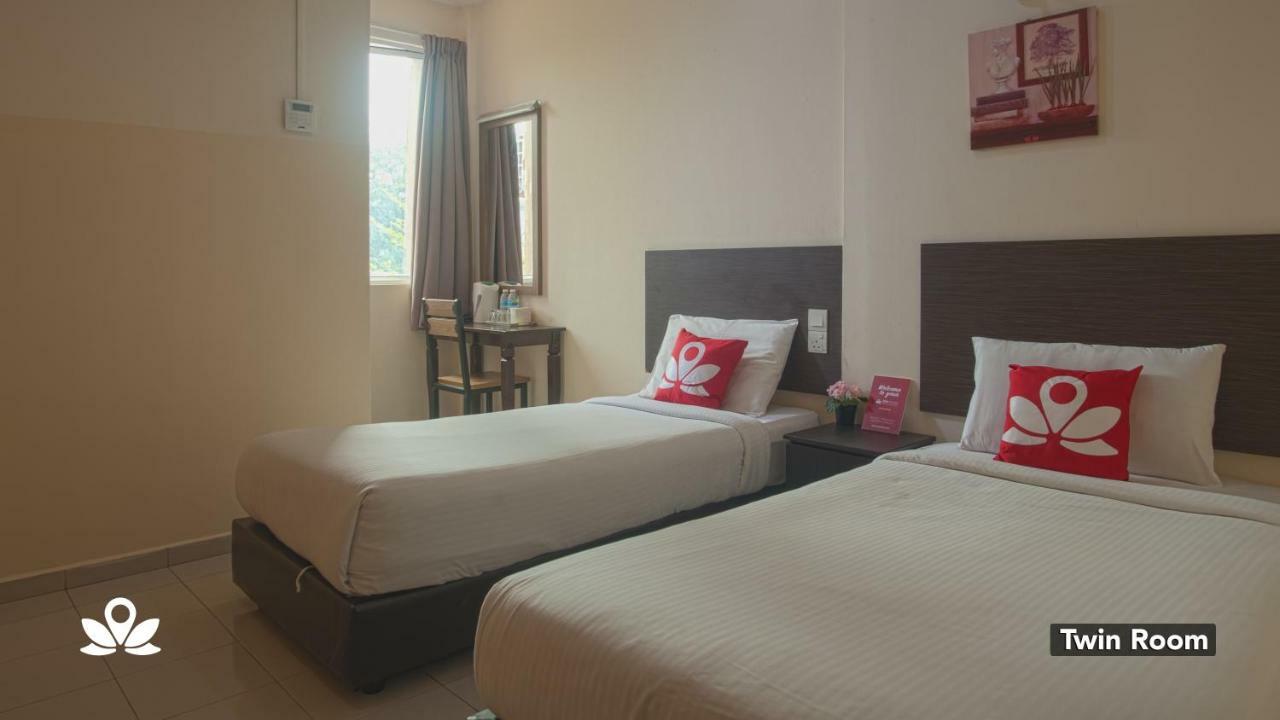 Zen Rooms Golden Star กวนตัน ภายนอก รูปภาพ
